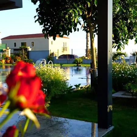 Efe Delux Ovacik'ta Luex Villa *